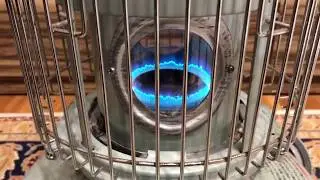 【Aladdin Lab】アラジンストーブの使い始めに注意したいシーズン最初の作業。小さな給油口にぴったりの手動ポンプも紹介します。