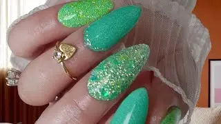The Daily Nail: Dip Powder Nails w/CNDD's Midori Sour Bundle #dippowdernails #diynails #dipnails