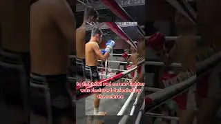 The fierce battle between the Muaythai fighter from the blue corner and the red corner