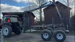 Forestry equipped Valtra A75, Farma T10F Forestry trailer with crane