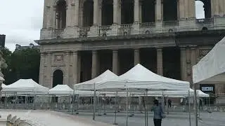 Place et &eacute;glise Saint Sulpice &agrave; Paris.