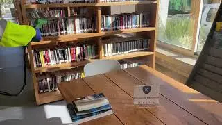Biblioteca de International College de Punta del Este.