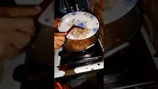 That evening, I had fried sour grapes with three layers of pork.#pleasesubscribe 