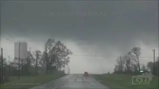03-17-2021 Tuscaloosa, AL - Tornado close range with large debris thrown in the air