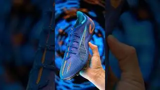 Limited Edition PUMA Ultra 5 Carbon Speed   #soccerdotcom #PUMA #football