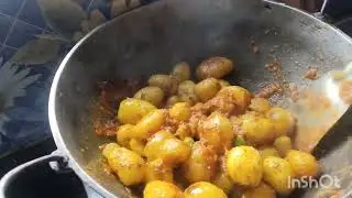 শীতের নতুন ছোট আলুর দম। রুটি, লুচি, পোলাওয়ের সাথে খাবার জন্য আলুর দম। Aloo'r Dom Recipe 