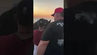 amanecida en cabalgata de velitas en playas de Cartagena 🧨🐎🧨🐎🧨🐎