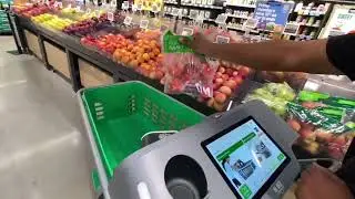 The future of shopping (Amazon Fresh) 😮😮