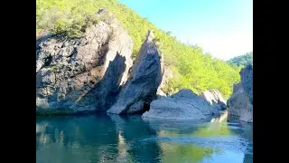 Алара под водой и над водой