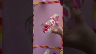Снежный шар-стакан из лавовой лампы
