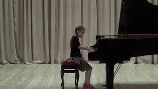 Пустова Арина - И.С.Бах  - Маленькая прелюдия