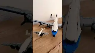 MINI VS GIANT LEGO Super Constellation !