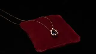 КОЛЬЕ SWAROVSKI 