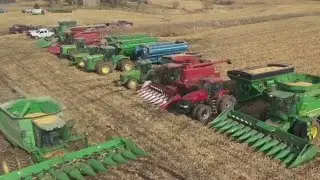 Neighbors Help With Harvest