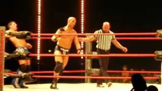 2010.01.25 - TNA House Show @ Paris - France