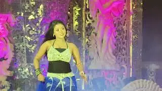 A/B Dance Academy. Holdiya 