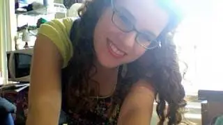 How to Manage Curly Hair - The Curly Girl Method | Como Cuidar los Rizos - El Método Curly Girl
