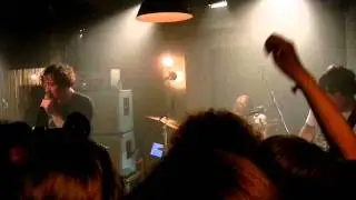 The WOMBATS - Techno Fan (Live@TapeTV) 01.09.2011