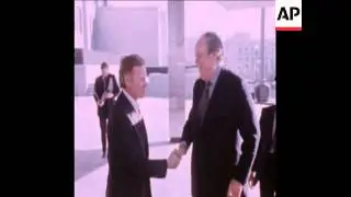 SYND 6 12 74 EEC OFFICIALS ARRIVE TO WASHINGTON FOR TALKS AT STATE DEPARTMENT