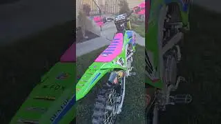 2024 or 1992? #kx450 This bike turned out sick! what do you think? #retro #motocross #kawasaki #pink