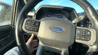 Ford F150 XLT 2023 года.