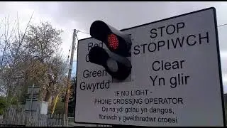 *Flat toned alarm* Rosset Foot Level crossing Wrexham 06/04/23
