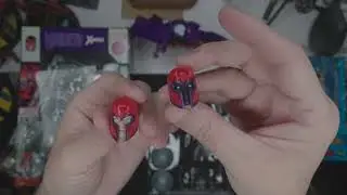 UNBOXING: MAFEX 249 Weapon X, 179 Magneto, and 096 Wolverine