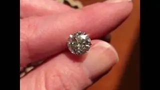 NEO Moissanite - Diamond cut round, Near colorless moissanite