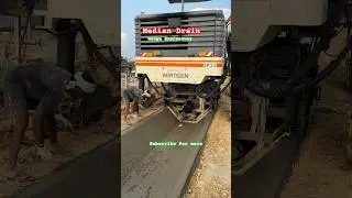 Median Drain casting machine at Ganga Expressway | Ganga Expressway | @CIVILMOTIVERSITY