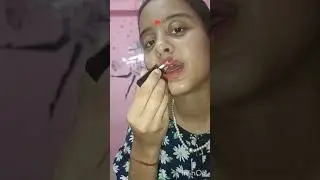 reviewing my lio gloss as a clumsy cat shade