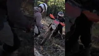 #oregon  #singletrack #hardenduro  #ktm   #ridediamonds #trails #rekluse  #dirtbike #crash