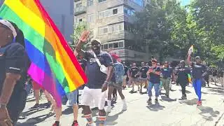 @Delta showed up to @AtlantaPrideCommittee #pridelove #pride #prideparade #atlanta #atl #lgbtqia