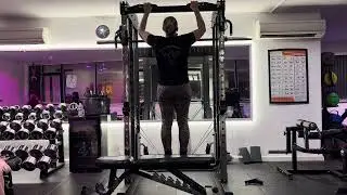 Exercise Tutorial - Band Assisted Pull up