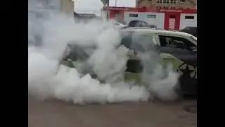 Чеченец на Крайслер SRT 8 жжет резину Чечня