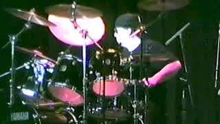 Dino Danelli of the Rascals - drum solo  10/4/2000