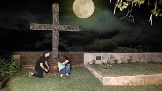 EMOCIONANTE MENINA ESTAVA NO CEMITÉRIO PROCURANDO PELA MÃE - SPIRIT BOX