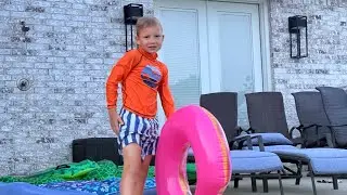 EPIC Pool Tricks with Liam & Evan! 💦💥