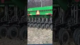Great Plains 1206nt No-Till drill
