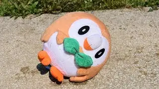rowlet unboxing...