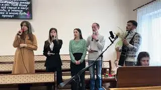 Біля Ісуса радість 