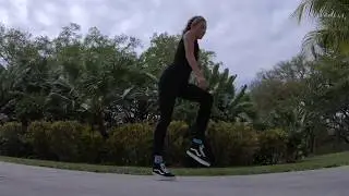 Kaskade - Love like that. Shuffling around