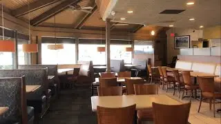 Внутри заброшенного ресторана Shari’s (северная трасса 97) - Бенд, Орегон