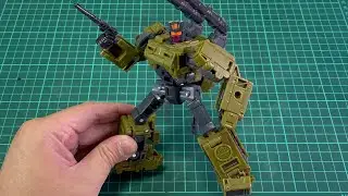 Transformers Age of the Primes Voyager Class Combaticon Brawl (Robot mode to Tank mode)
