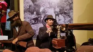 Flying Kiwis visit the NZ Army Museum / Kiwi Summer Road trip!