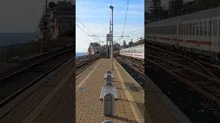 IntercitySun in transito a Genova Nervi