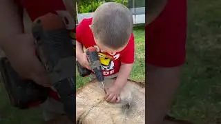 He is 3 year old 👀👀see how he uses the drilling machine😍!