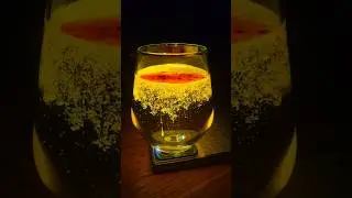 Turmeric magic ! You just need a torch , turmeric powder and a glass of water 🍷