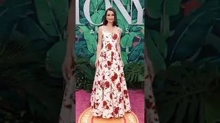 Model Vs Lea Michele ✨ #tonyawards #redcarpet