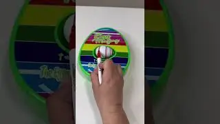 This is such a fun way to decorate Easter eggs!🐰 #eastereggs #easter #kidsactivities #eastercrafts