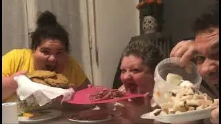 MEGA ABBUFFATA A CONDUZIONE FAMILIARE EATING SHOW MUKBANG ITA SELVAGGI0!!!!